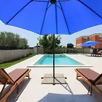 New Modern Gogo With Private Pool Near The And Town Of Pula By Wiibuk Sisan