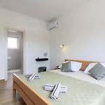 Villa New Modern Gogo With Private Pool Near The And Town Of Pula By Wiibuk *