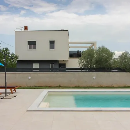 Villa New Modern Gogo With Private Pool Near The And Town Of Pula By Wiibuk Šišan